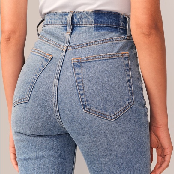 The 90s slim straight ultra high rise jeans - Picture 2 of 5